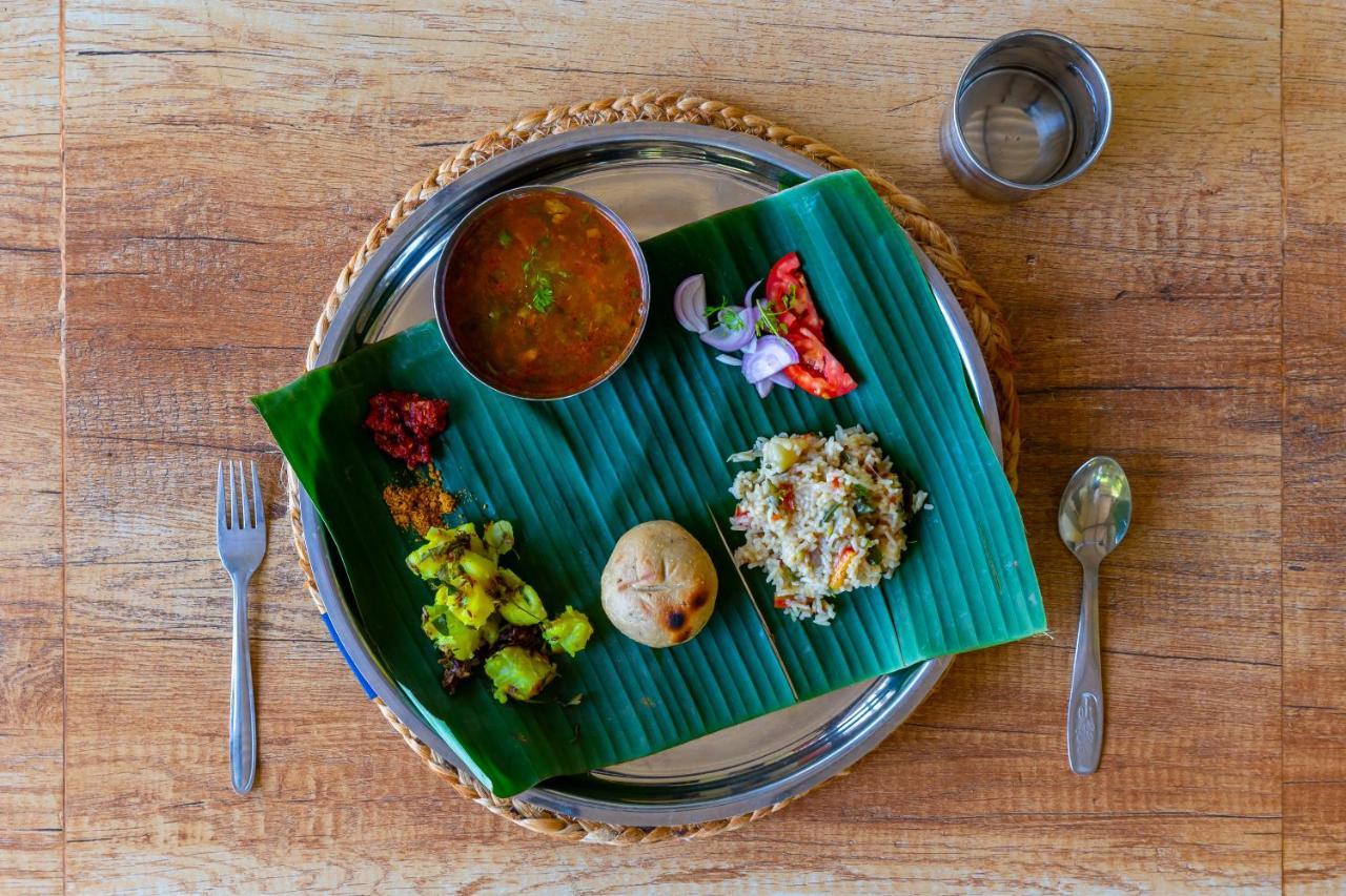 Saffronstays Apricus Farm, Karjat Bagian luar foto