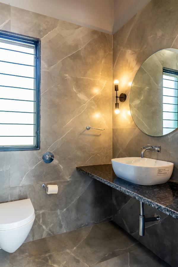 Saffronstays Apricus Farm, Karjat Bagian luar foto