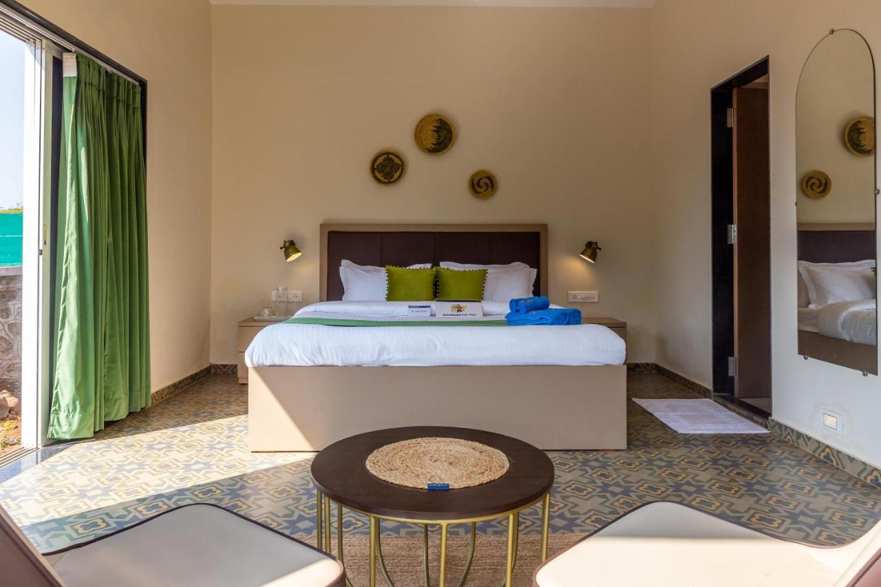 Saffronstays Apricus Farm, Karjat Bagian luar foto